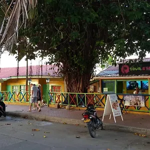Hotel Apartahotel Tres Casitas, San Andrés